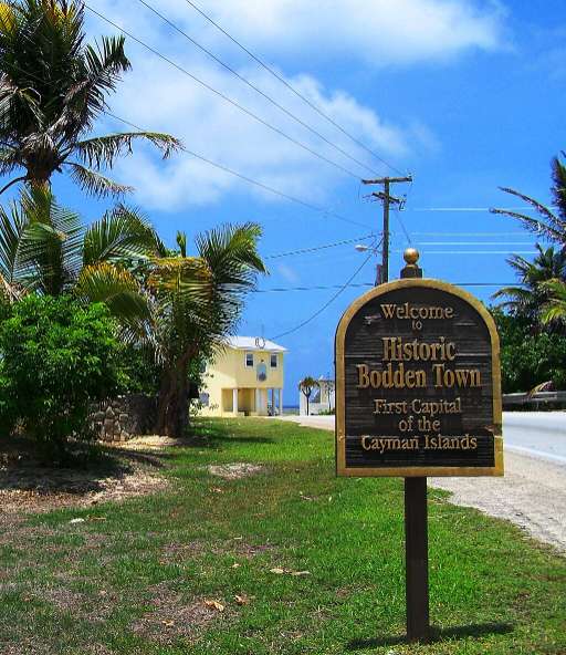 Find Features - Finding buildings in Bodden Town - Cayman Islands (2) HOT