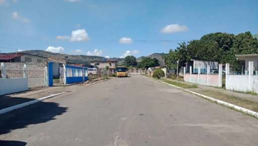 Find Features - Find - Buildings in Ciudad Piar - Venezuela (1) HOT