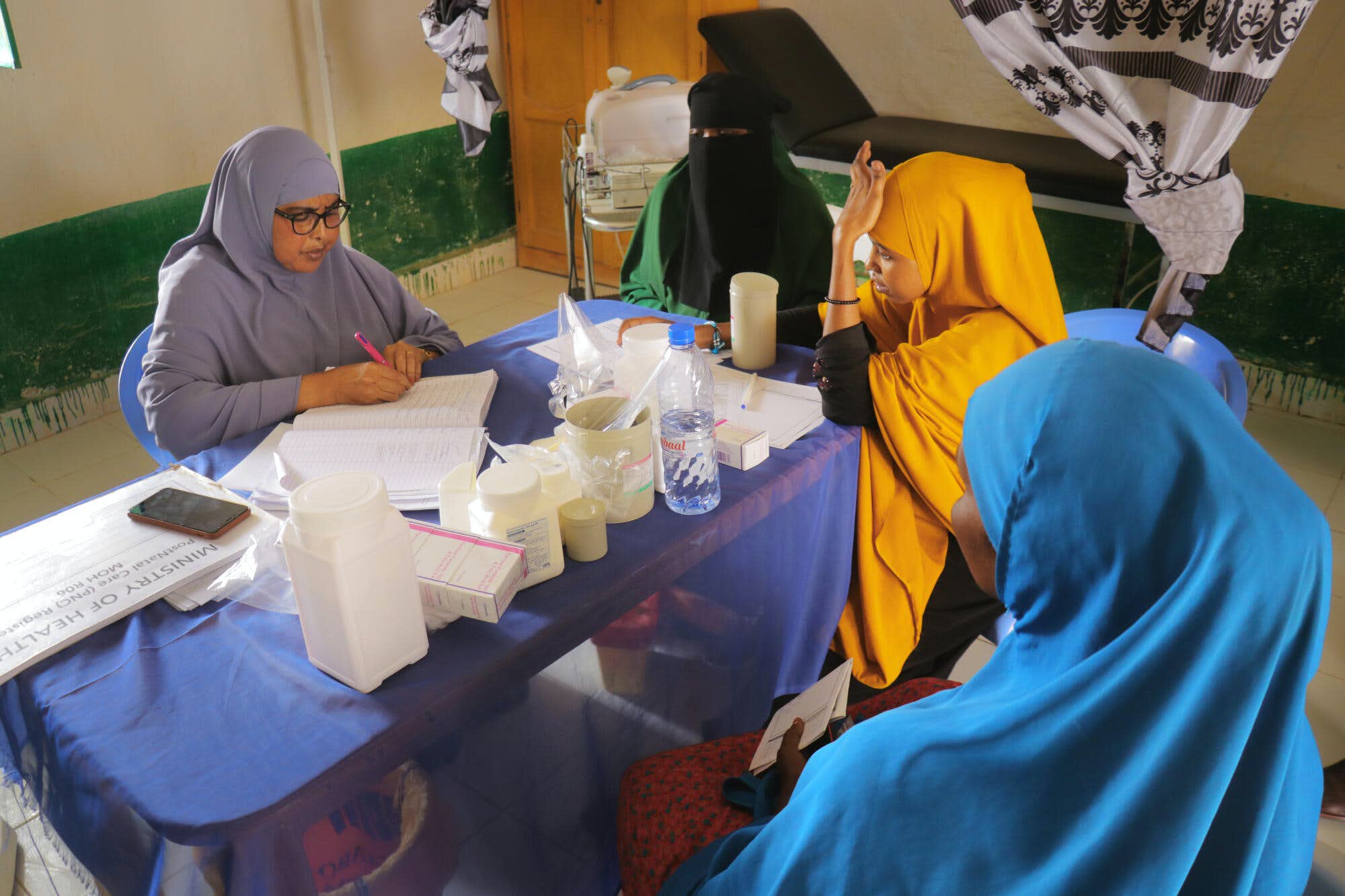 Find Features - Public Health - Nizi (3) Médecins Sans Frontières
