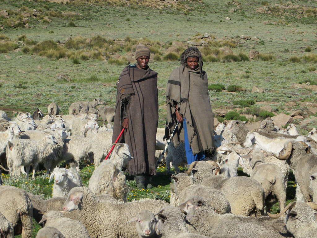 Find Features - Locating isolated herders - Lesotho (12) Lesotho Town and Regional Planning