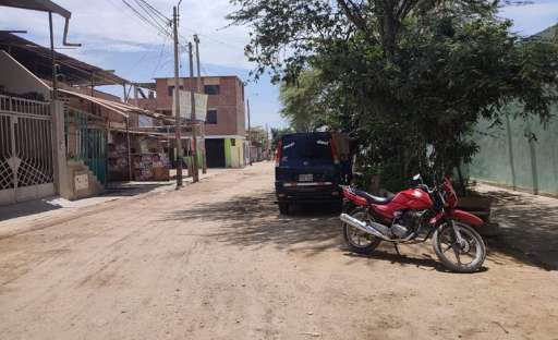 Find Features - Find - Buildings in Nueva Esperanza - Peru (1) HOT