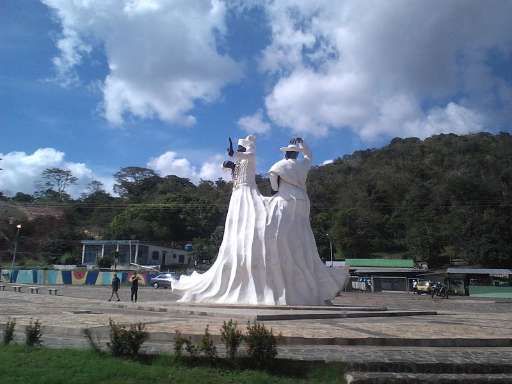 Find Features - Find - Buildings in El Callao Municipality - Venezuela (1) HOT