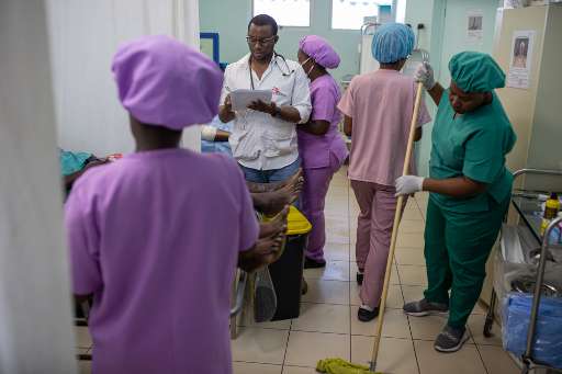 Find Features - Find - Public Health - Cité Soleil, Haiti (2) Médecins Sans Frontières